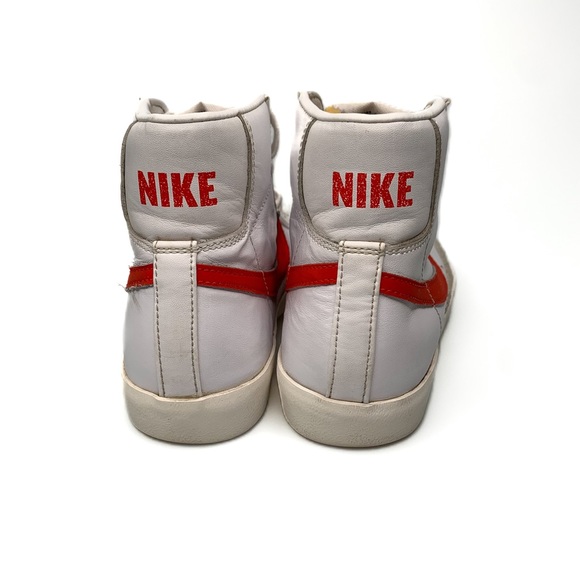 Nike Blazer - Picture 2 of 5
